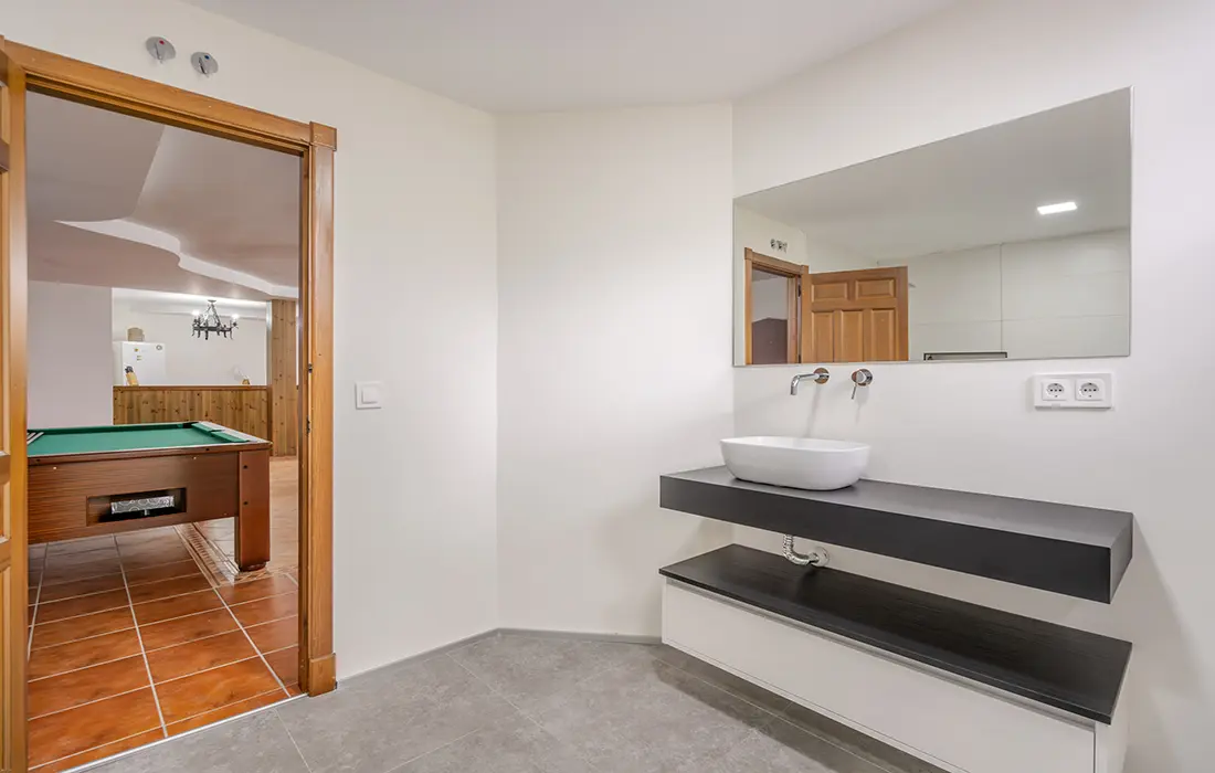 Chalet Independiente de Lujo en Venta en El Bosque, Madrid - imagen 40