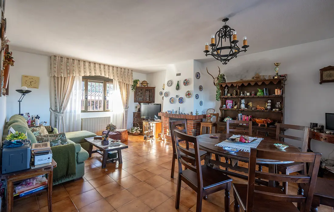 Chalet Independiente en Venta en Navalagamella, Madrid - imagen 5