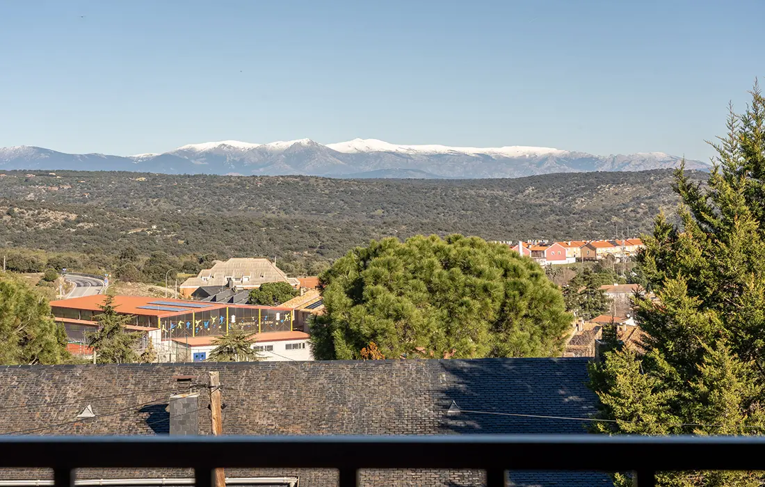 Chalet Independiente en Venta en Navalagamella, Madrid - imagen 47