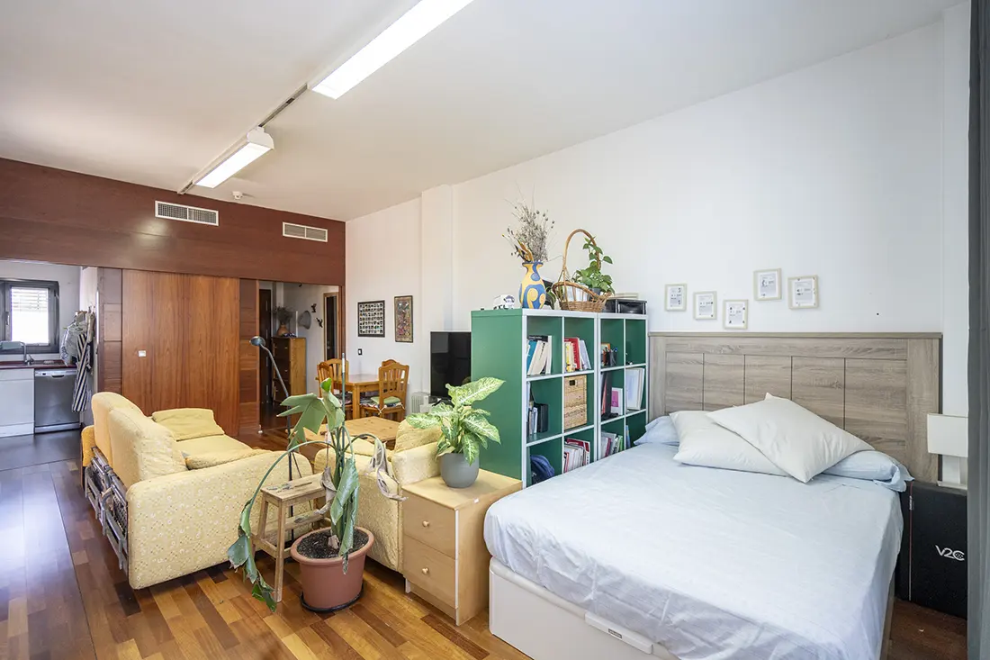 Estudio tipo loft en Las Rozas, Madrid. - imagen 6