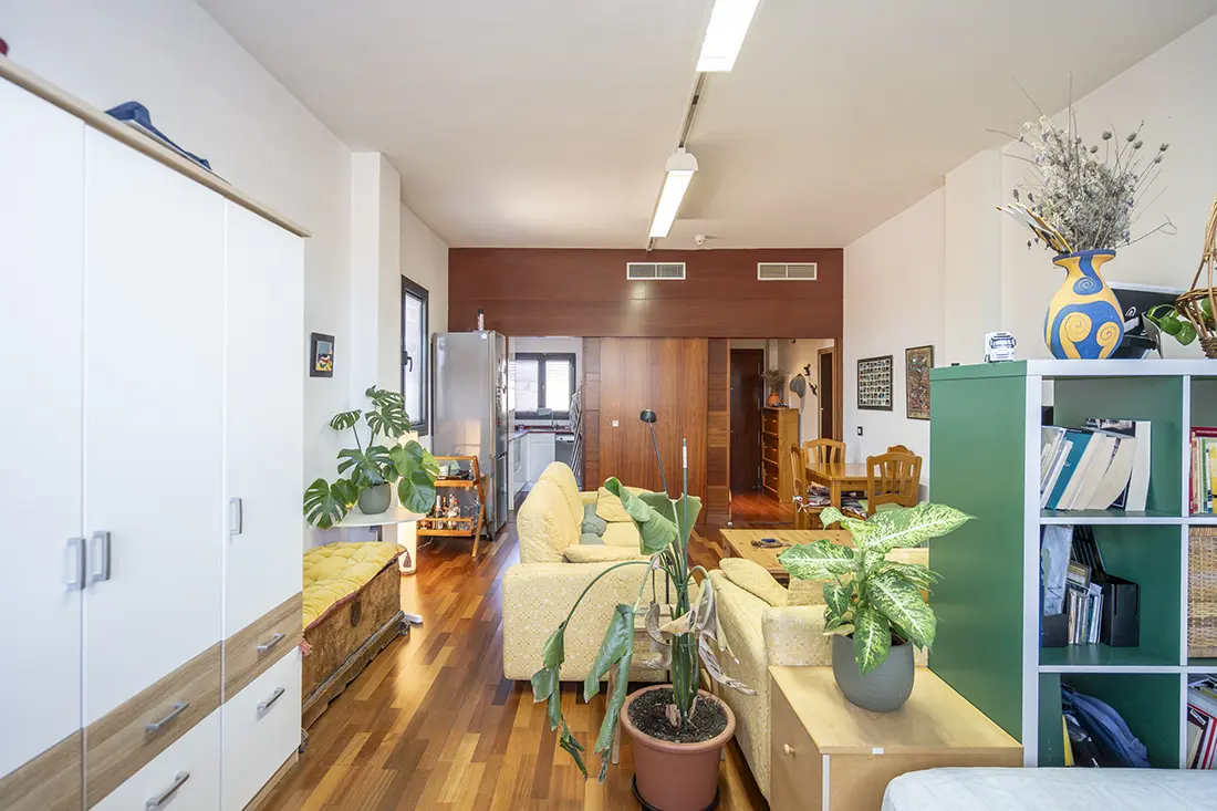 Estudio tipo loft en Las Rozas, Madrid. - imagen 7