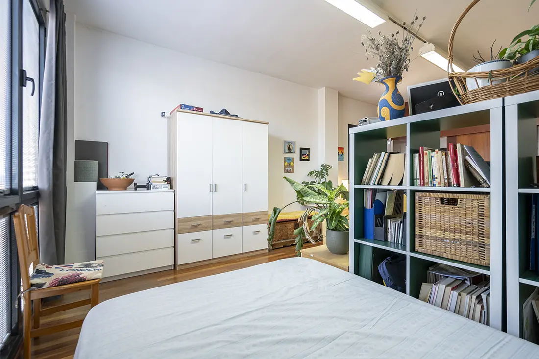 Estudio tipo loft en Las Rozas, Madrid. - imagen 9