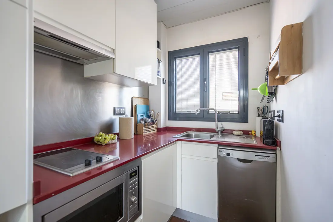 Estudio tipo loft en Las Rozas, Madrid. - imagen 14