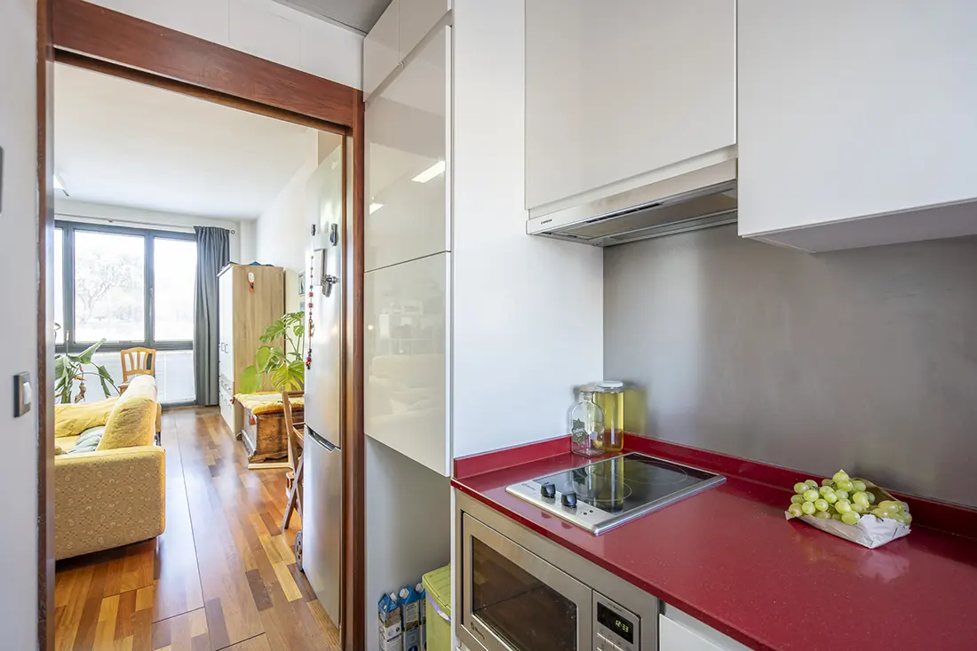 Estudio tipo loft en Las Rozas, Madrid. - imagen 15