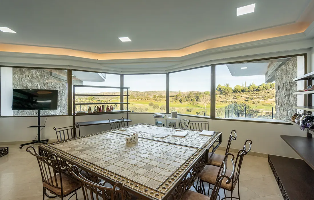 Mansión de diseño en venta en Las Rozas - imagen 11