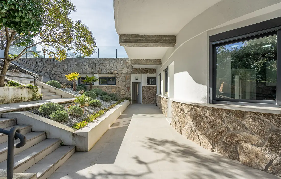 Mansión de diseño en venta en Las Rozas - imagen 30