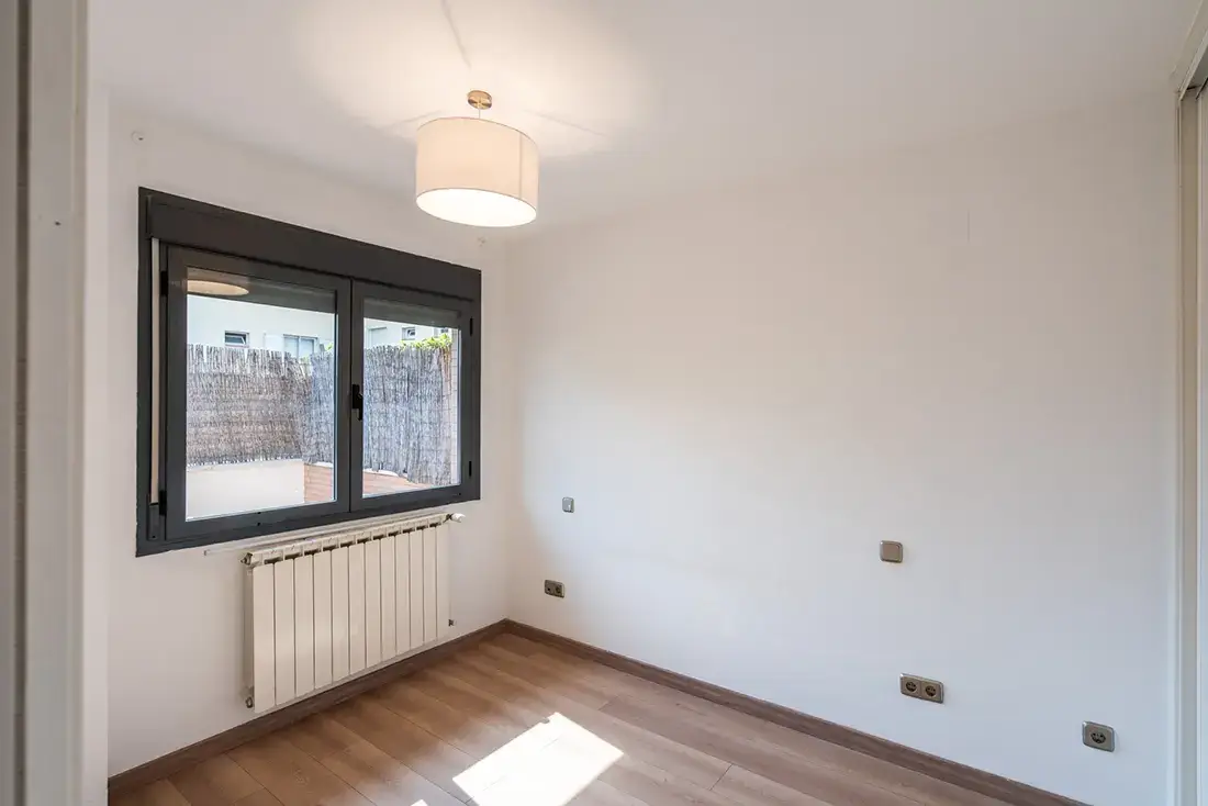 Piso Bajo con Piscina en venta en Torrelodones - imagen 16