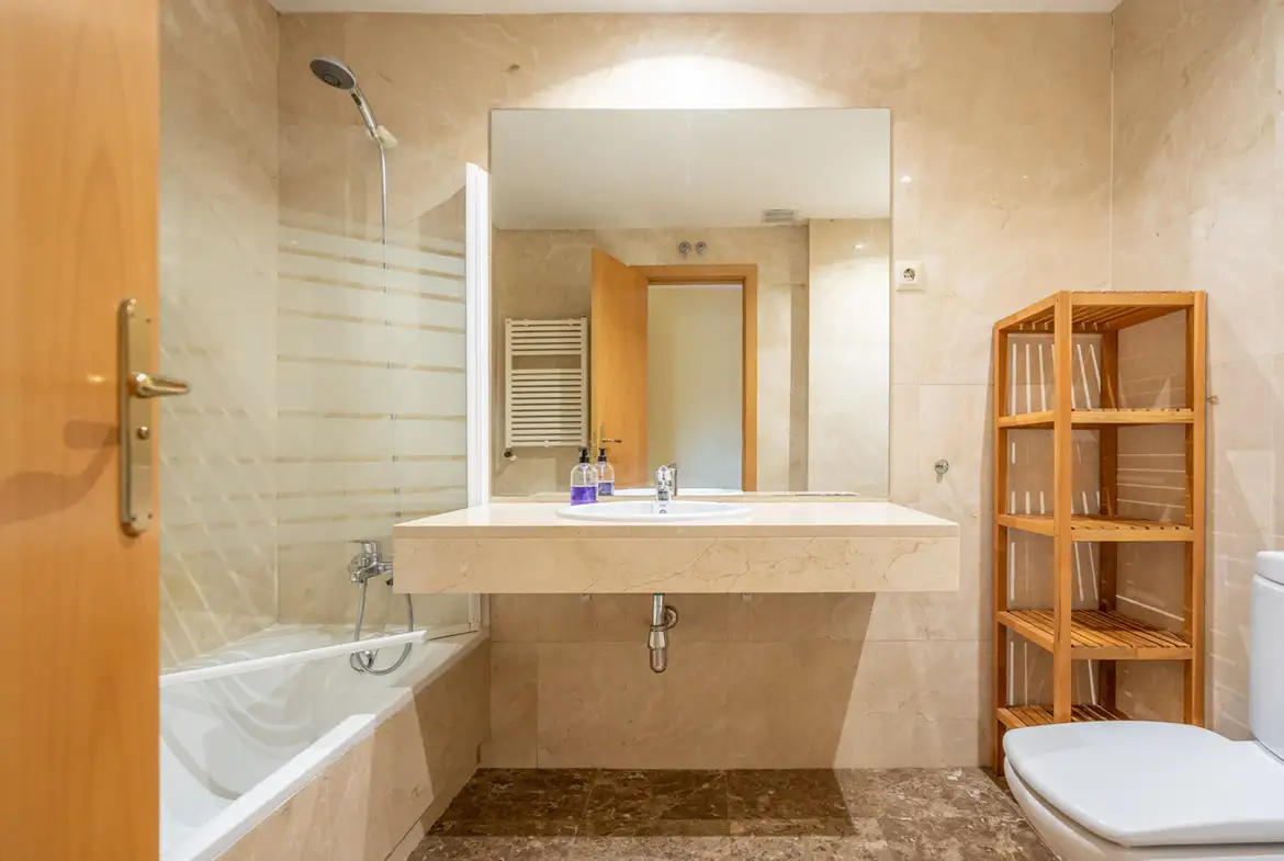 Piso en venta en Av. Lazarejo, Las Rozas. - imagen 24
