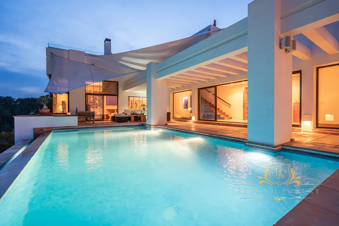 Villa de lujo con vistas al mar en Ibiza - imagen 4