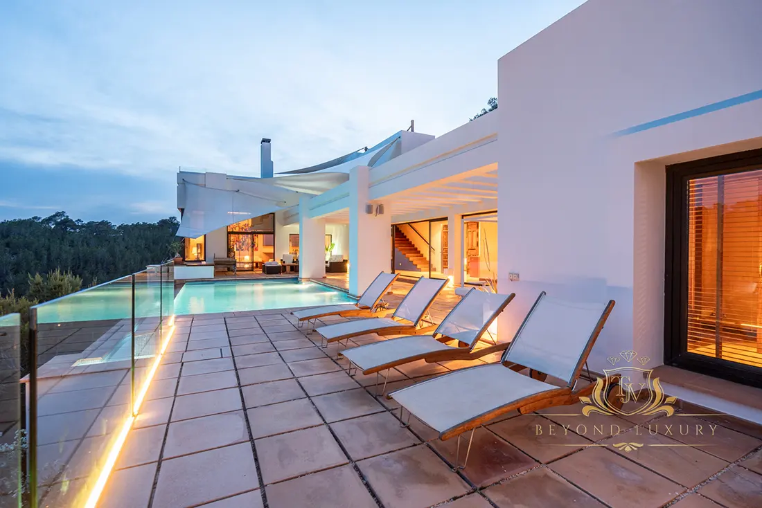 Villa de lujo con vistas al mar en Ibiza - imagen 11