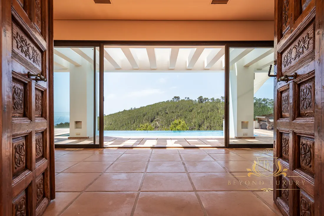 Villa de lujo con vistas al mar en Ibiza - imagen 13