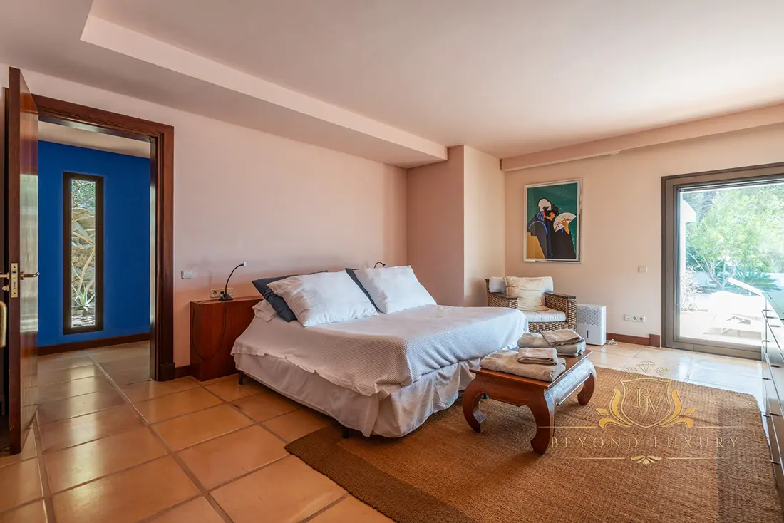 Villa de lujo con vistas al mar en Ibiza - imagen 35