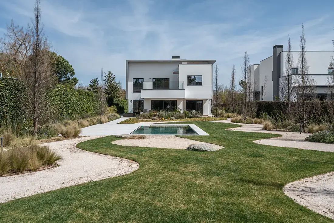 Villa de lujo en Villafranca con piscina y jardín privado · vivienda en venta en Madrid · Yolanda González
