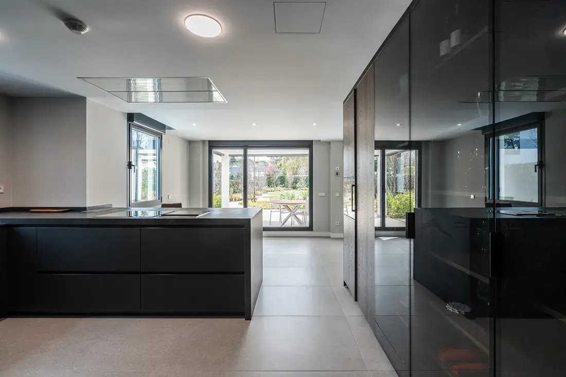 Villa de lujo en Villafranca con piscina y jardín privado - imagen 14