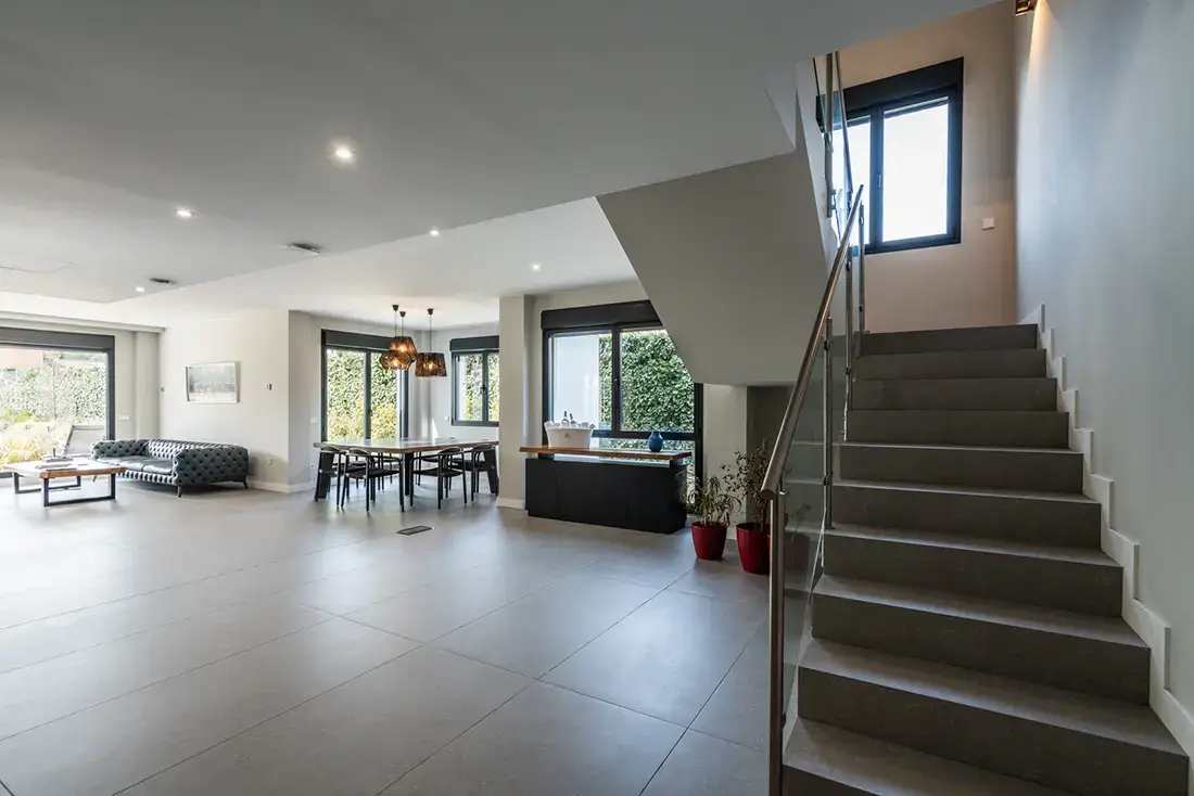 Villa de lujo en Villafranca con piscina y jardín privado - imagen 18