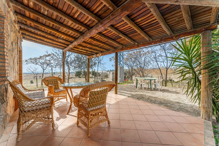 Finca rústica para hípica con vistas a la Sierra de Guadalupe, casi 11 hectáreas - imagen 39