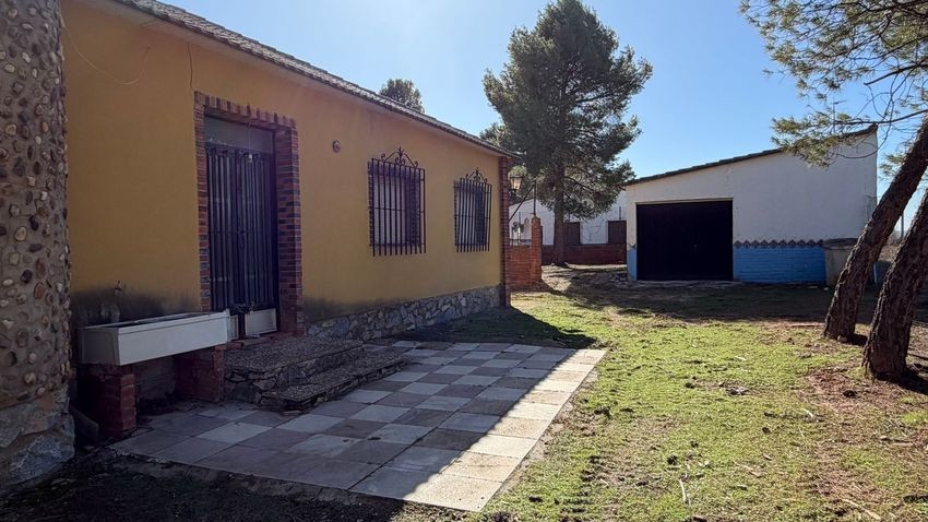 Finca con dos viviendas y jardín en pleno corazón de las Lagunas de Villafranca, Reserva de la Biosfera - imagen 26