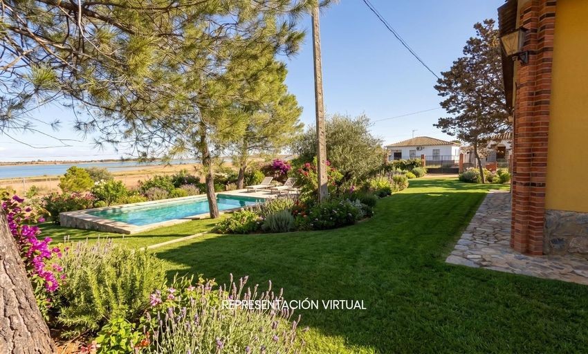 Finca con dos viviendas y jardín en pleno corazón de las Lagunas de Villafranca, Reserva de la Biosfera - imagen 35